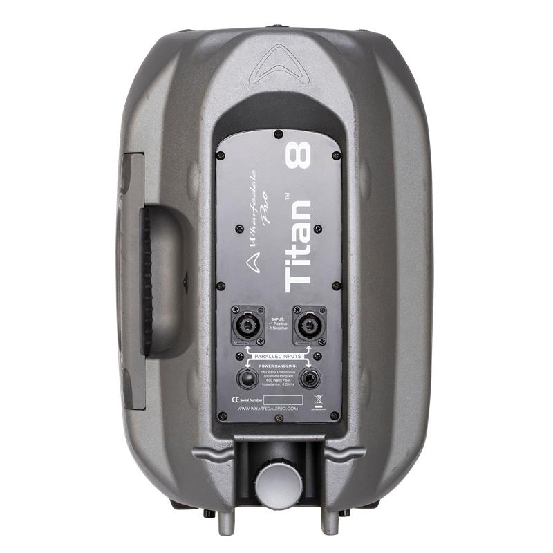 TITAN 8 NEGRA IP 54 WHARFEDALE